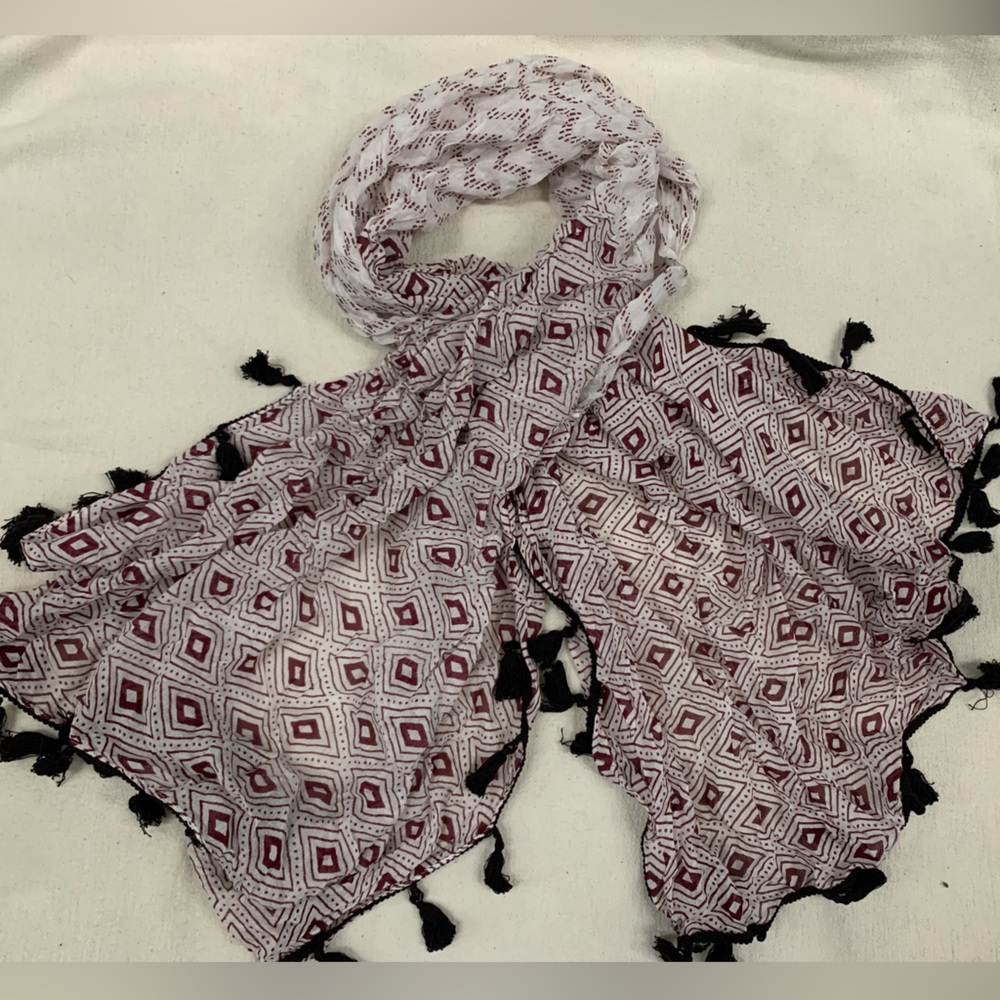 Kitara scarf